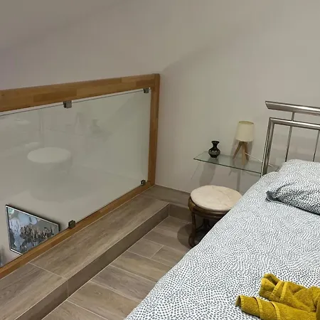 Renove 1 Proche Apartment *