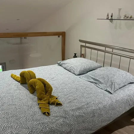 Renovated 1 Bedroom Near Sea Saint-Raphaël